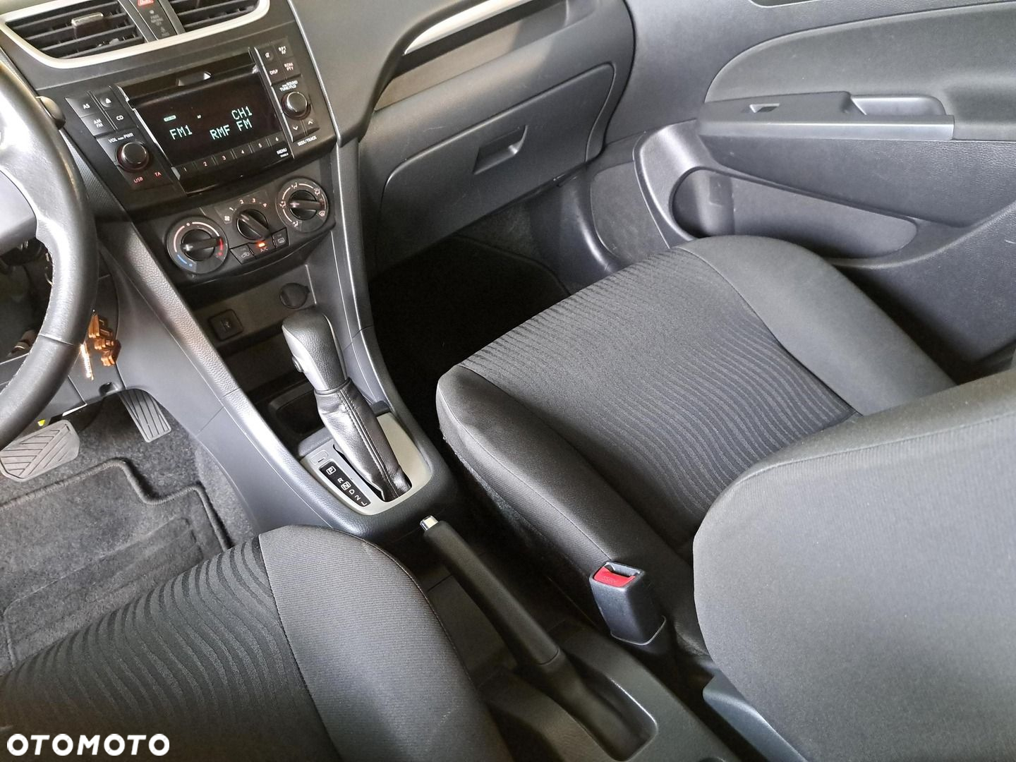 Suzuki Swift - 22