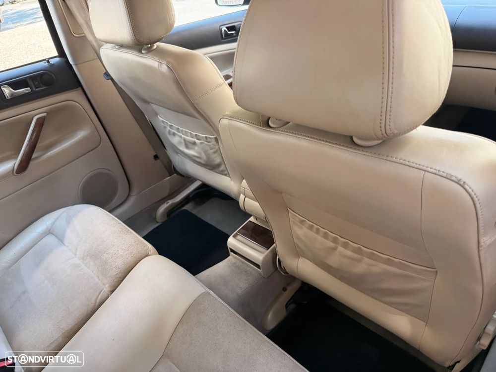 VW Passat Variant 1.9 GT TDI - 21