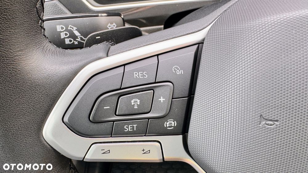 Volkswagen Tiguan 2.0 TDI SCR 4Mot Elegance DSG - 12