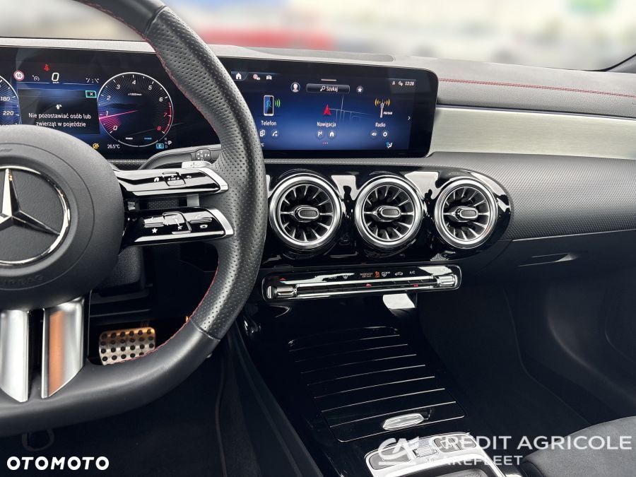 Mercedes-Benz CLA 200 mHEV 7G-DCT - 18