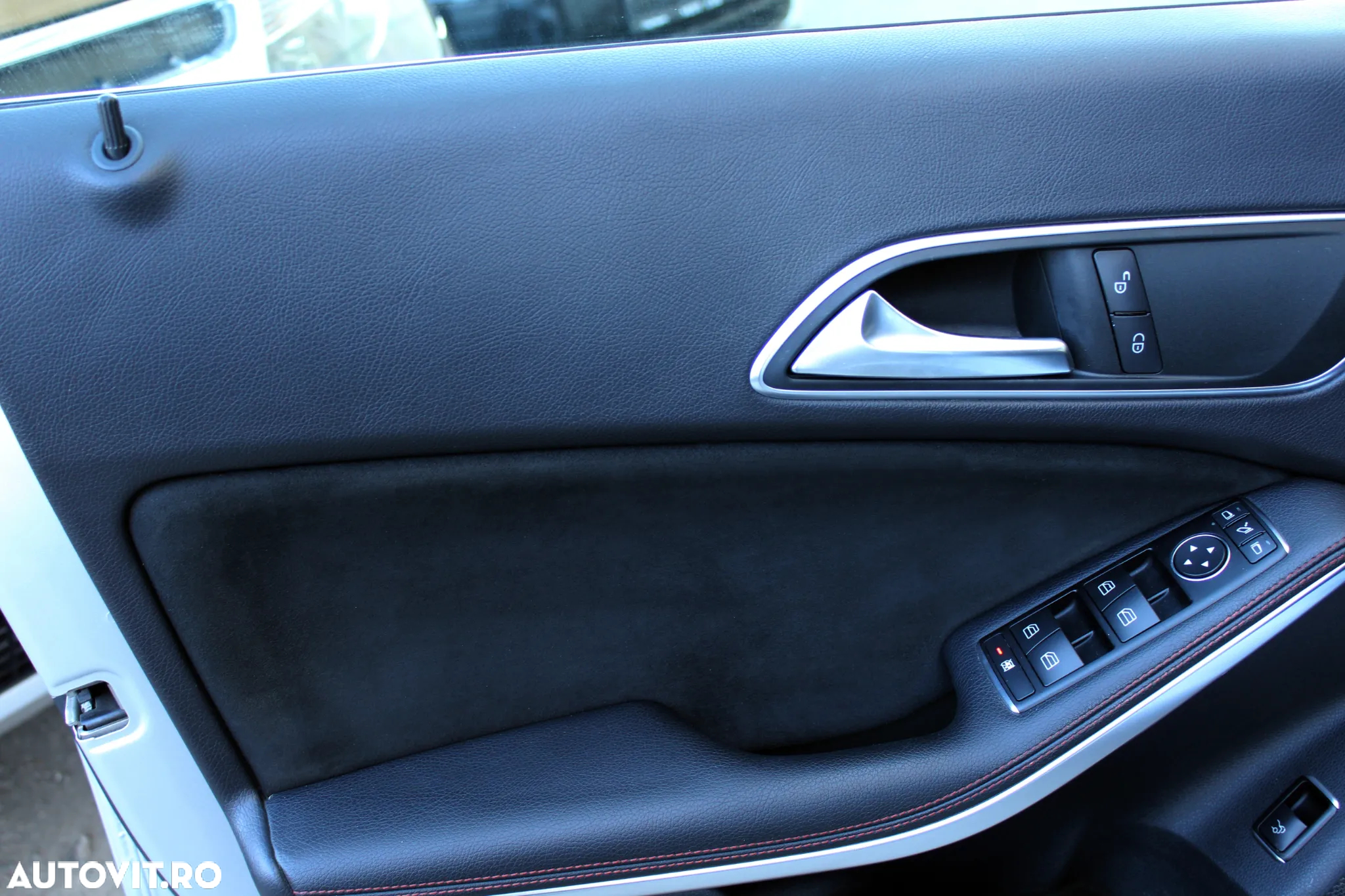 Mercedes-Benz CLA 220 CDI 7G-DCT AMG Line - 14