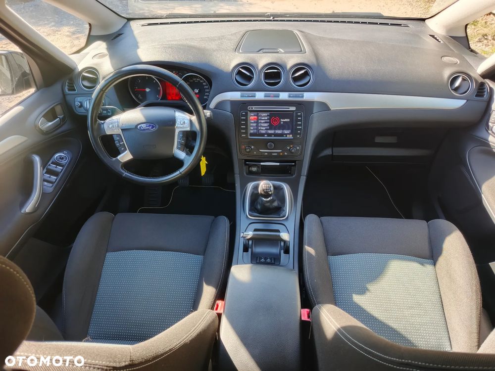 Ford S-Max 2.0 TDCi DPF Titanium - 8