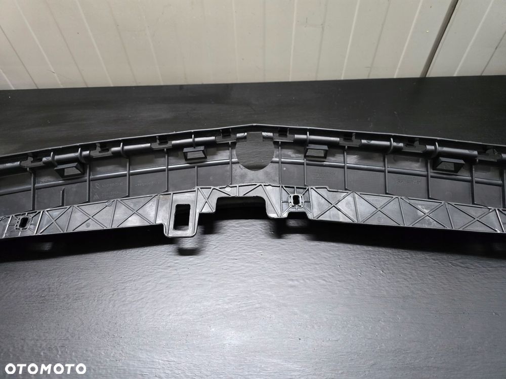 MERCEDES W246 MOCOWANIE GÓRNE ZDERZAKA PRZÓD Z USZCZELKĄ A2468850365 - 6