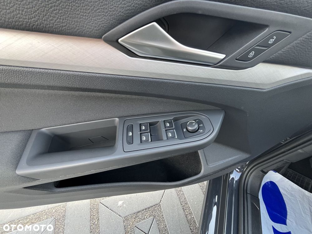 Volkswagen Golf VIII 2.0 TDI Life - 14