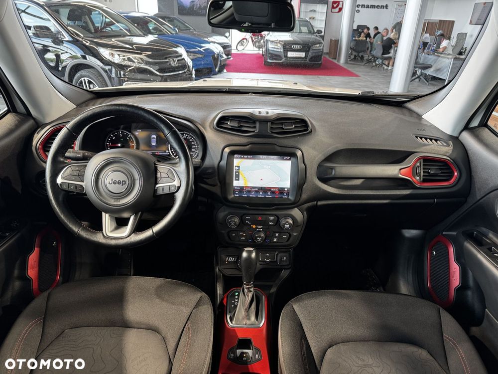 Jeep Renegade - 18