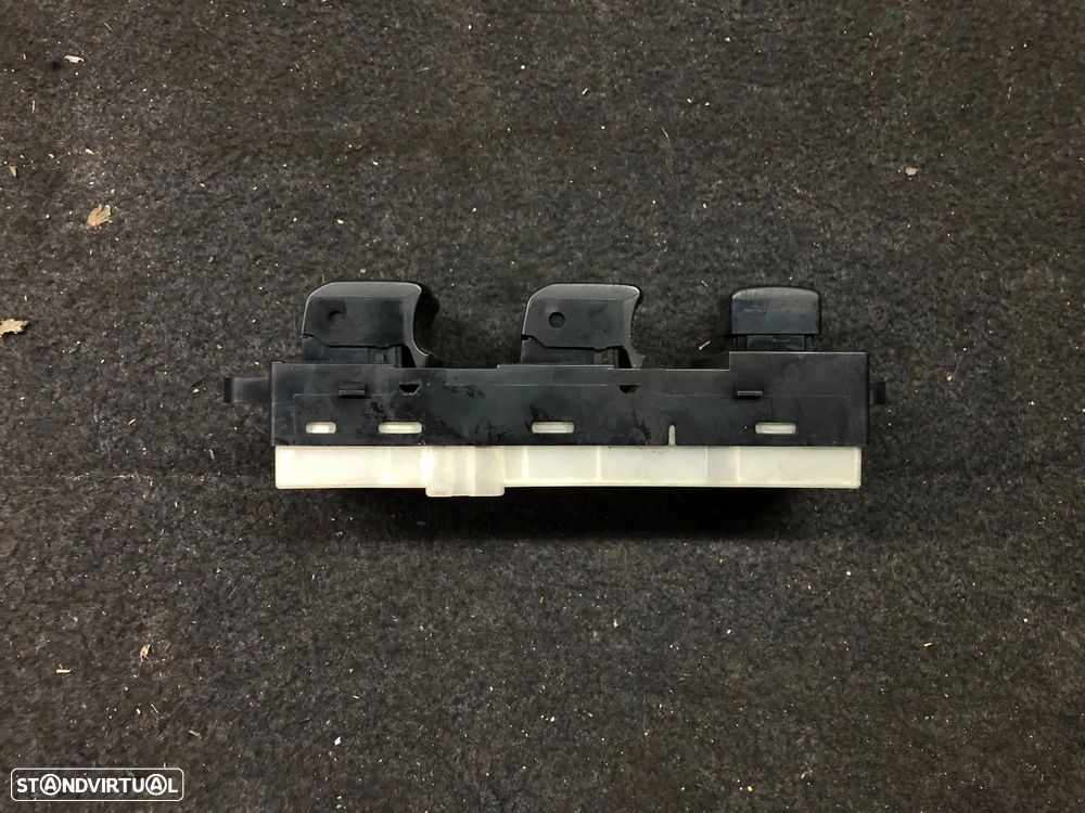 NISSAN NOTE COMANDO DOS VIDROS ELÉTRICOS - VE018 - 2