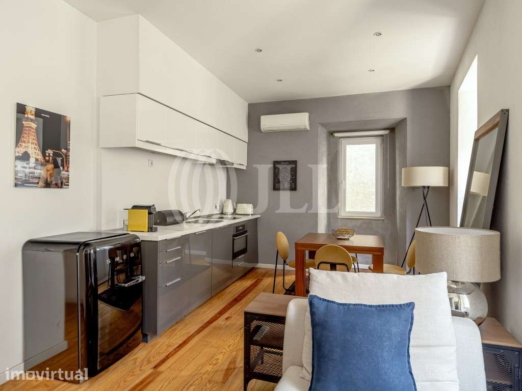 Apartamento T1 com varanda, na Lapa, em Lisboa - Grande imagem: 4/18