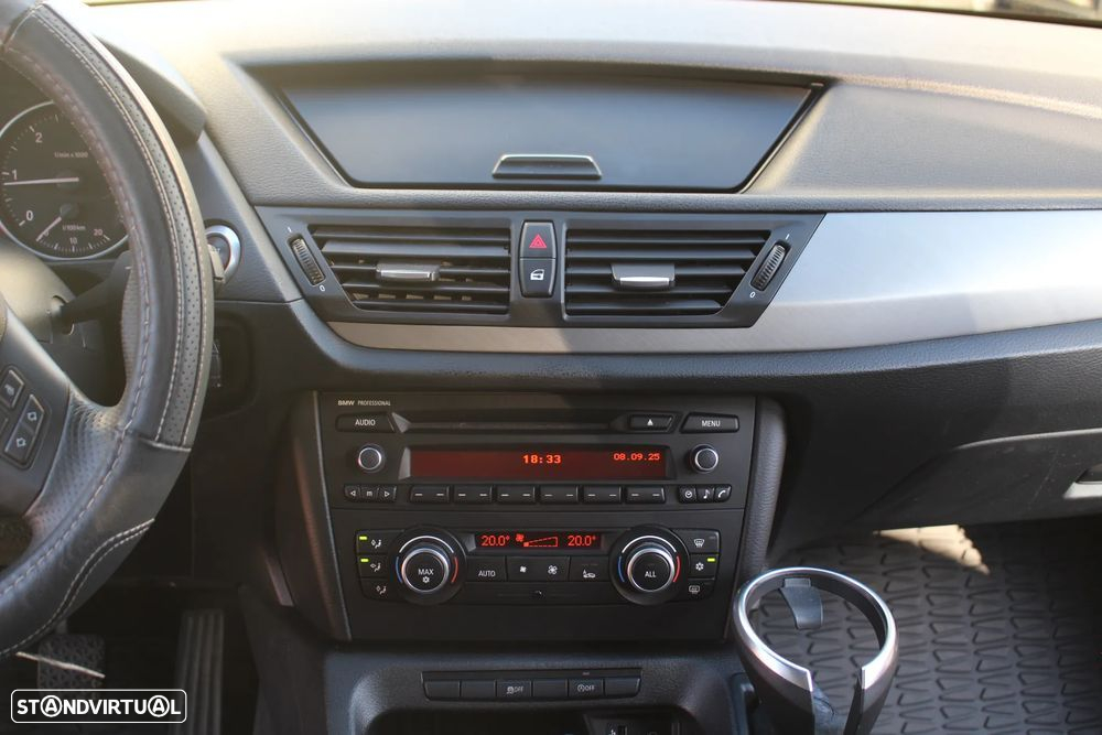 BMW X1 18 d sDrive Pack M - 27
