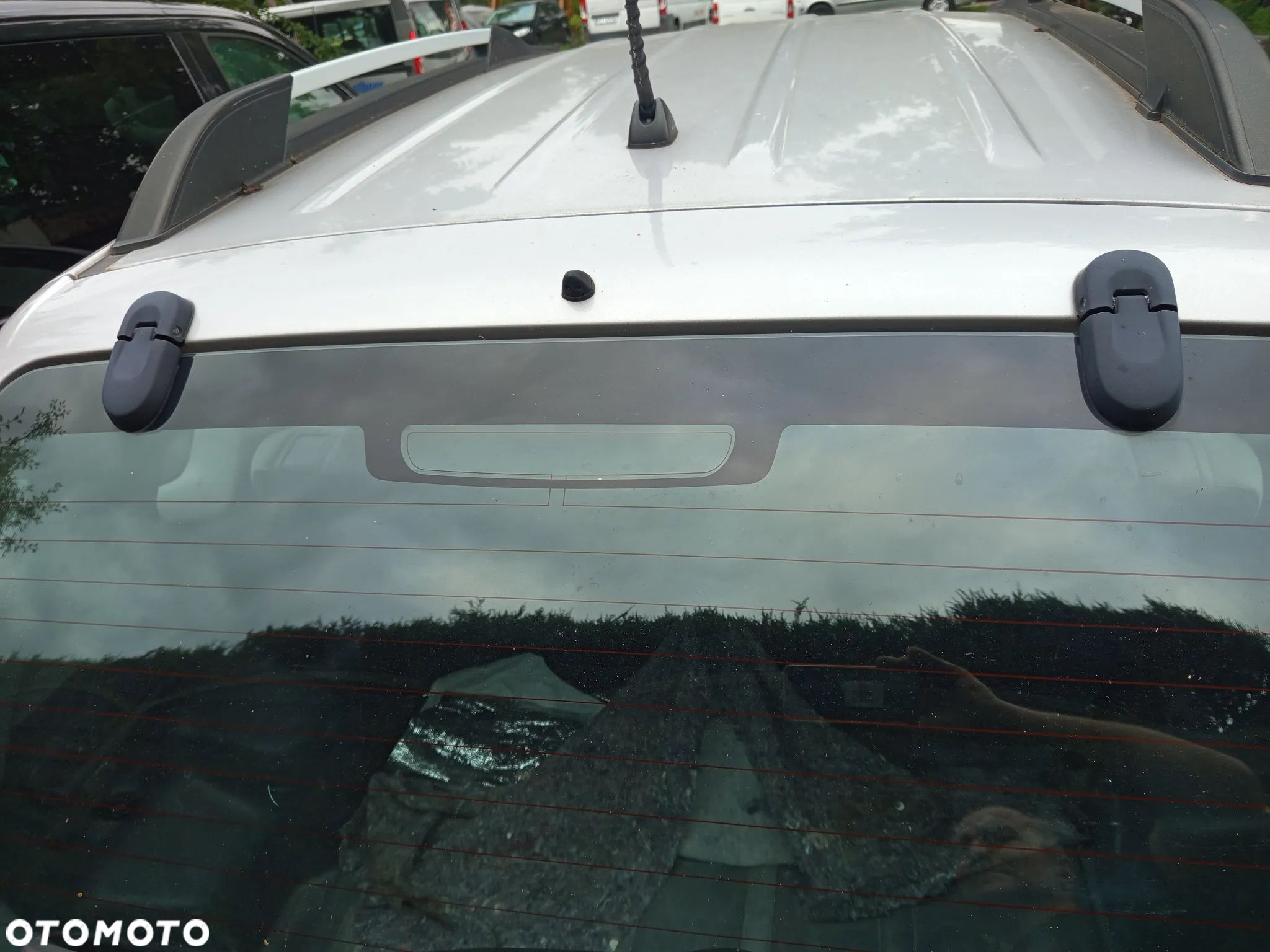 Hyundai Tucson I 1 szyba uchylna z tylnej klapy - 1