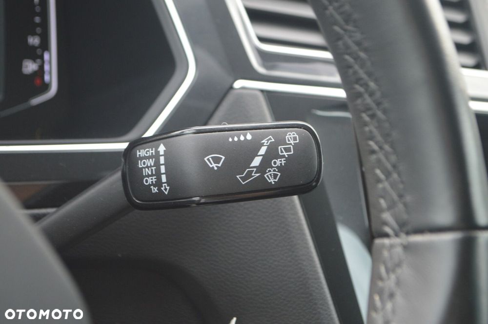 Volkswagen Tiguan 2.0 TDI SCR 4Mot Elegance DSG - 18