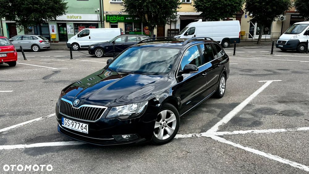 Skoda Superb 2.0 TDI Elegance DSG - 2
