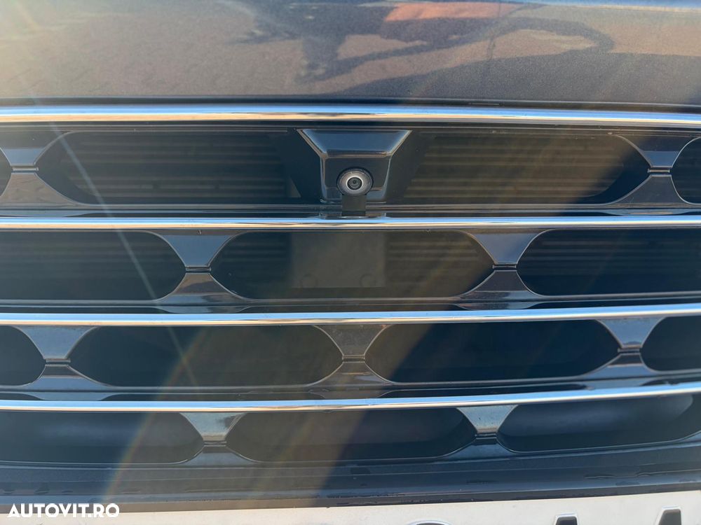 FORD Kuga 2023 — imagine 13