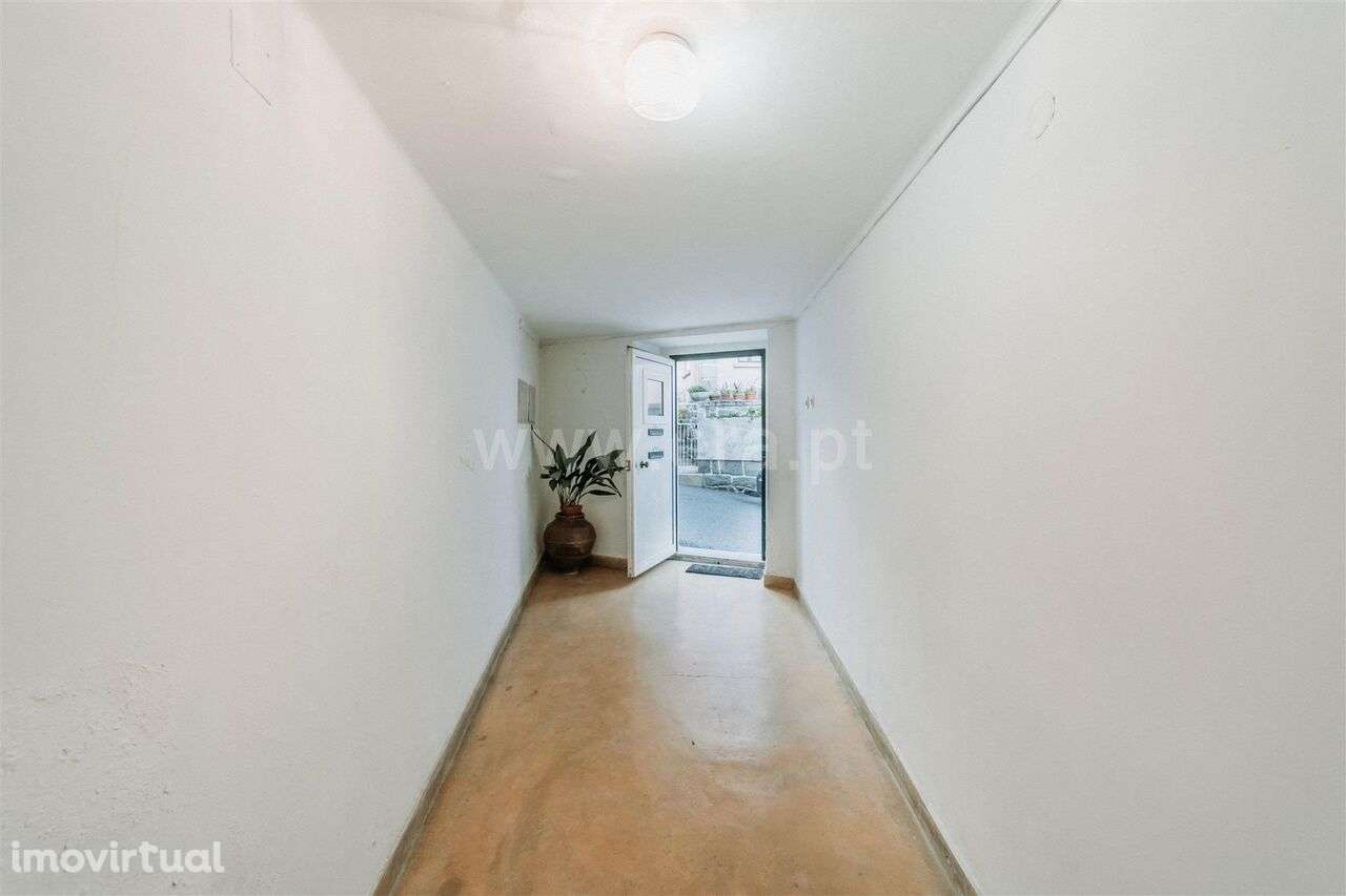 Prédio T4 / Covilhã, Tortosendo - Grande imagem: 2/20