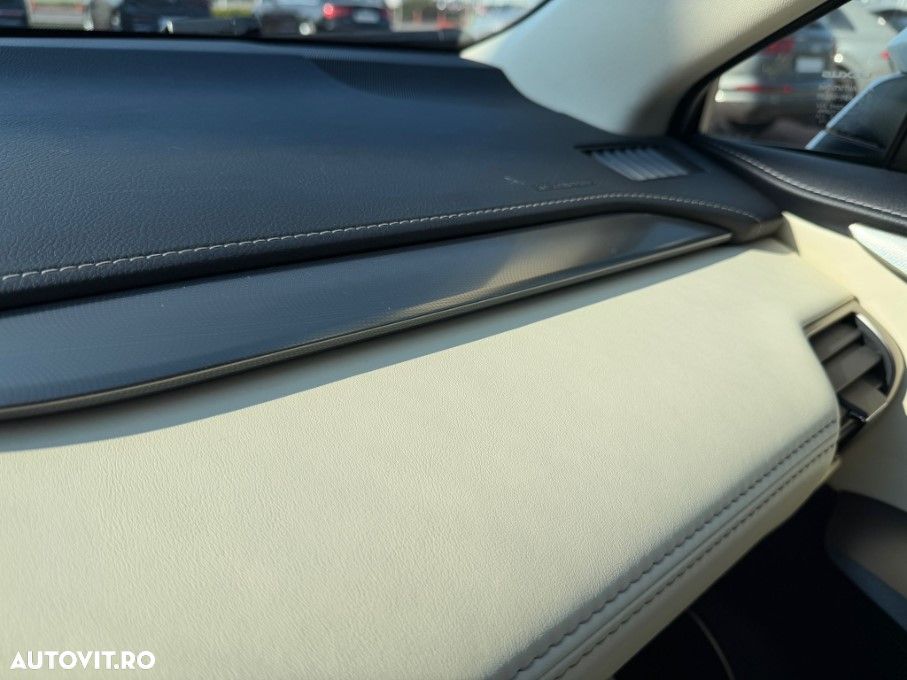 Lexus Seria NX 300h AWD Business - 22