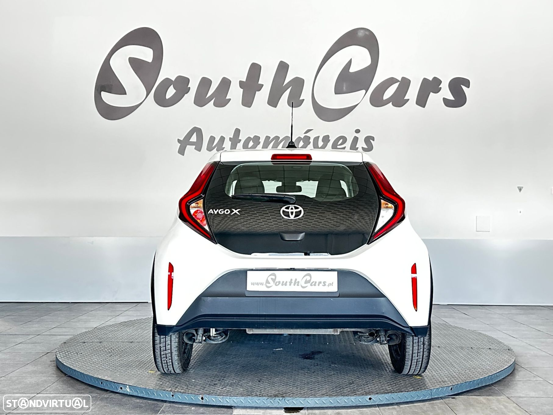 Toyota Aygo X 1.0 Limited - 4