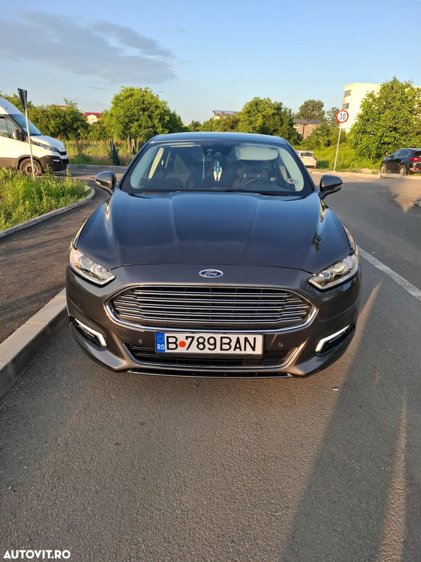 Ford Mondeo 2.0 TDCi Powershift Titanium - 1