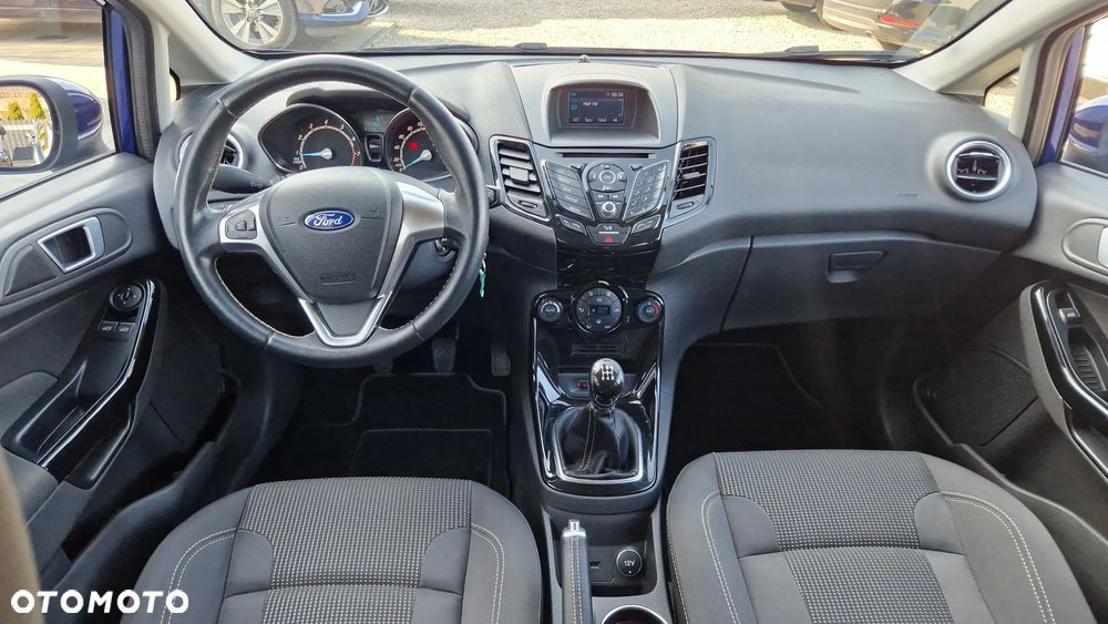 Ford Fiesta 1.0 EcoBoost S&S TITANIUM - 6