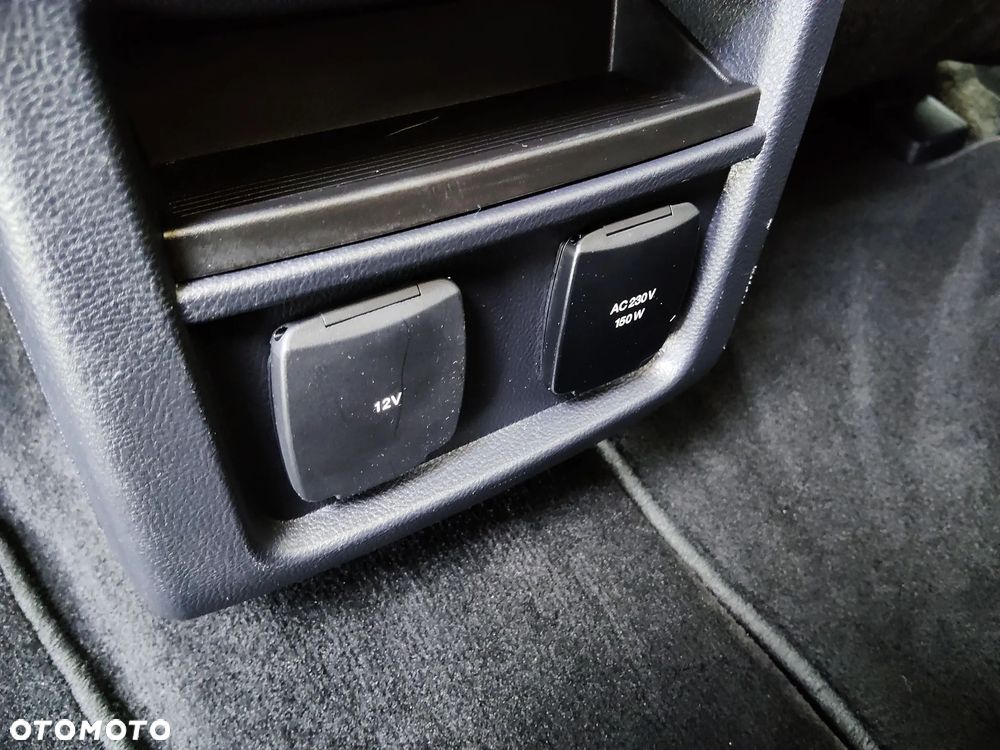 Ford S-Max 2.0 EcoBlue Titanium - 26