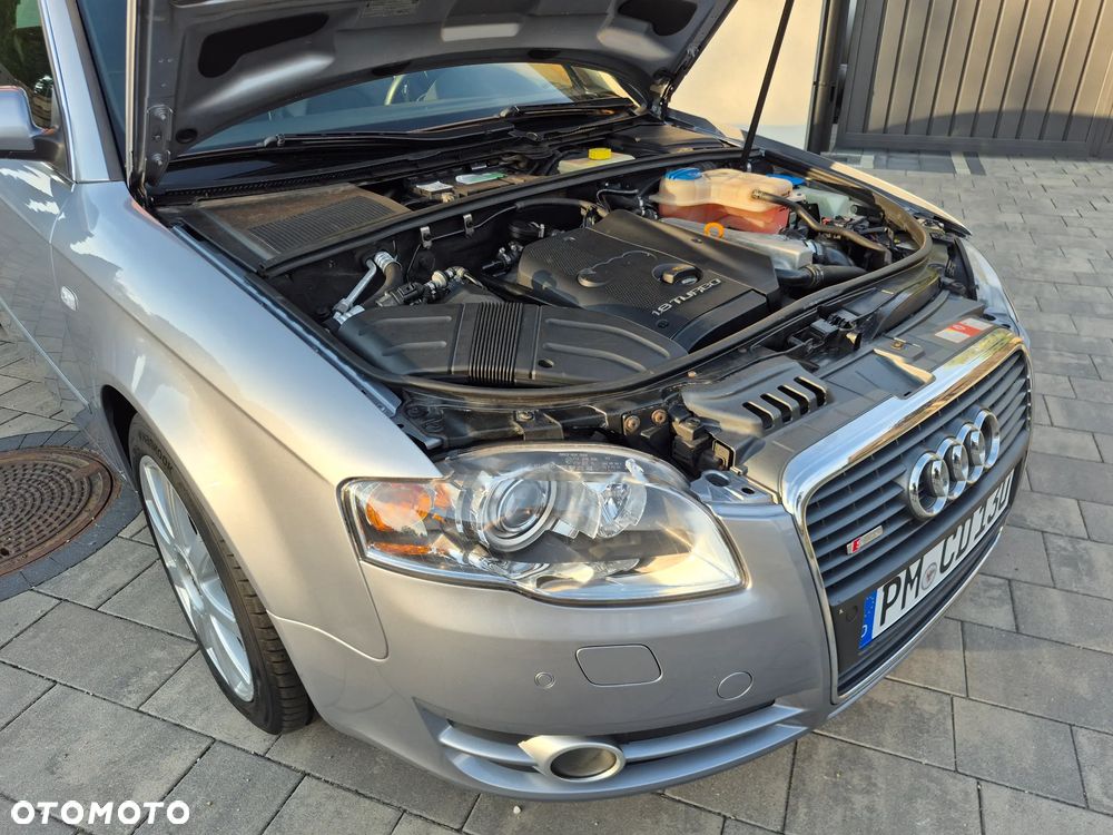Audi A4 Limousine - 33