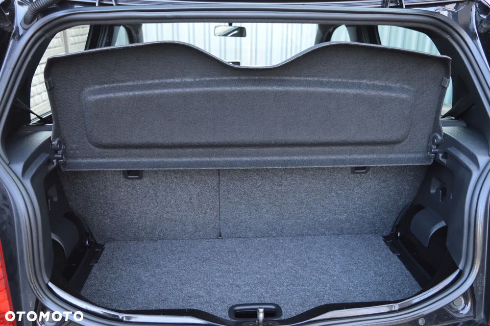 Volkswagen up! club - 26