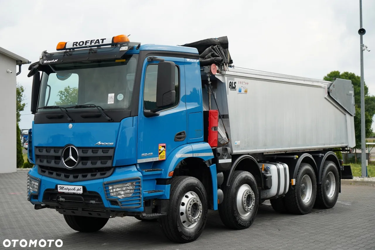 Mercedes-Benz AROCS 3243 / 8x4 / WYWROTKA 20m3 / TYLNOZSYP / EURO 6 / OPONY 100 % / ŁADOWNOŚĆ: 19,500 KG / HYDROKLAPA - 12