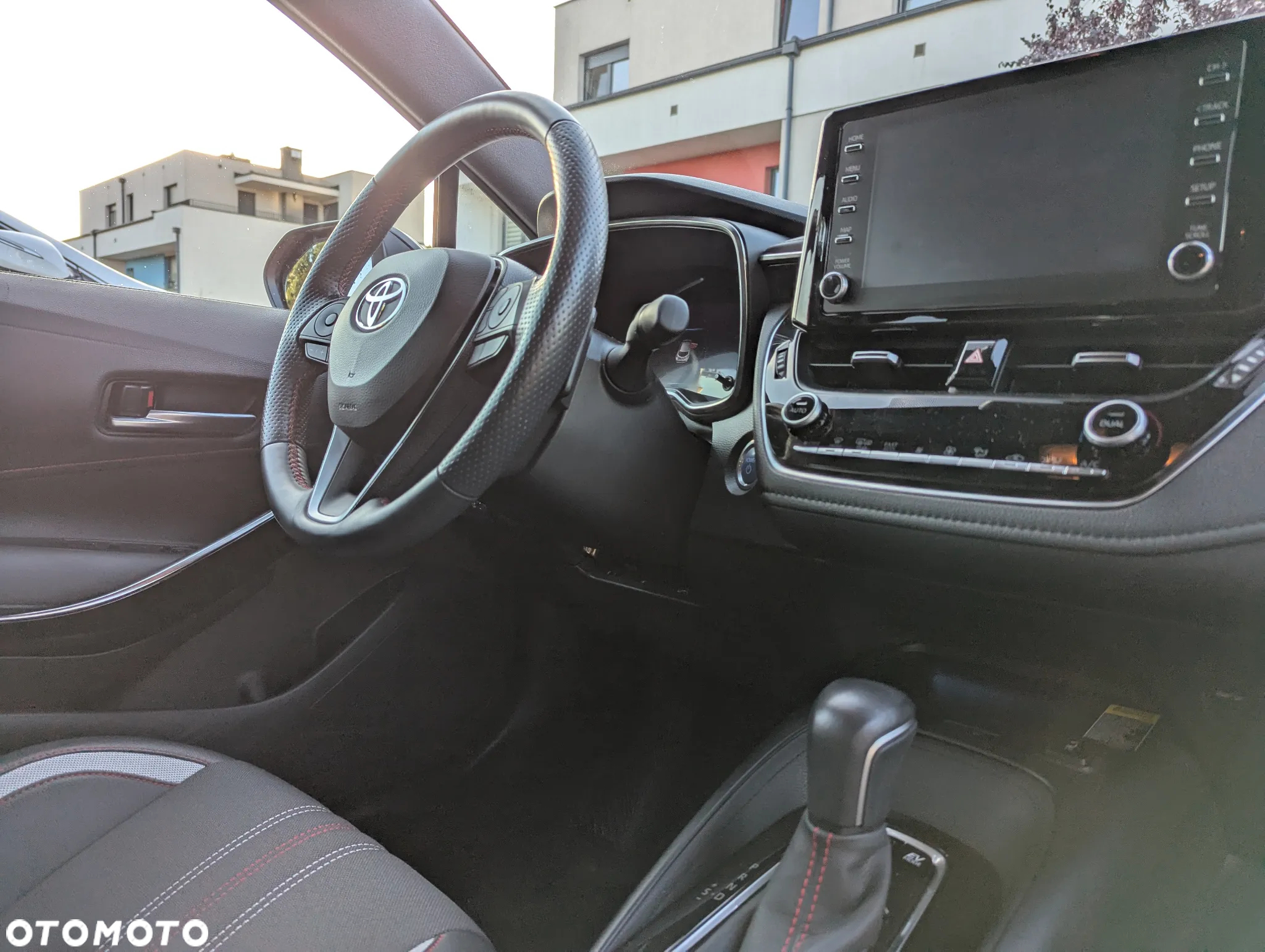 Toyota Corolla - 10