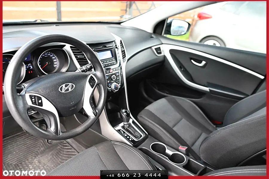 Hyundai i30 blue Kombi 1.6 CRDi DCT Passion - 19