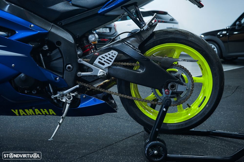 Yamaha YZF R6 - 7