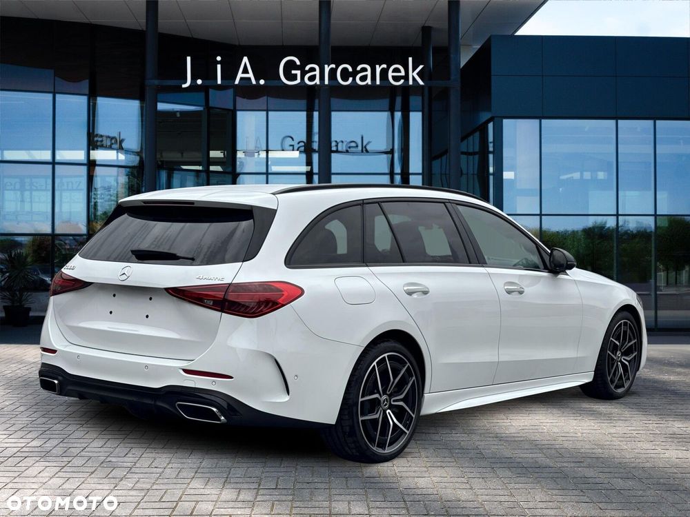 Mercedes-Benz C-Class 2024 photo 5