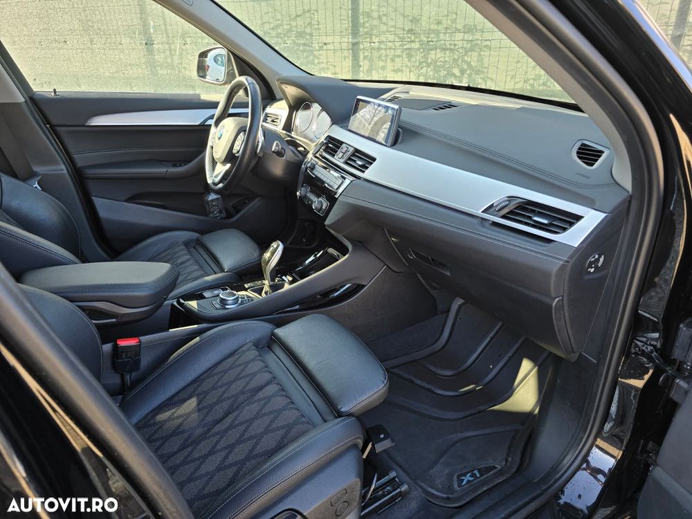 BMW X1 xDrive20d AT - 12