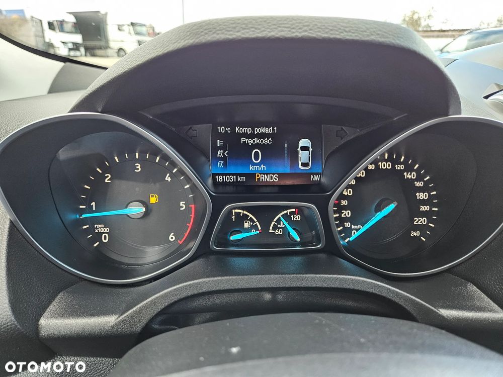 Ford Kuga 2.0 TDCi 4x4 Titanium - 26