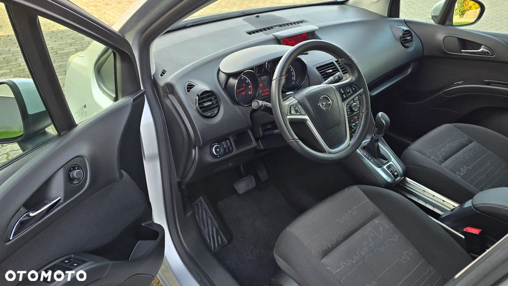 Opel Meriva - 9