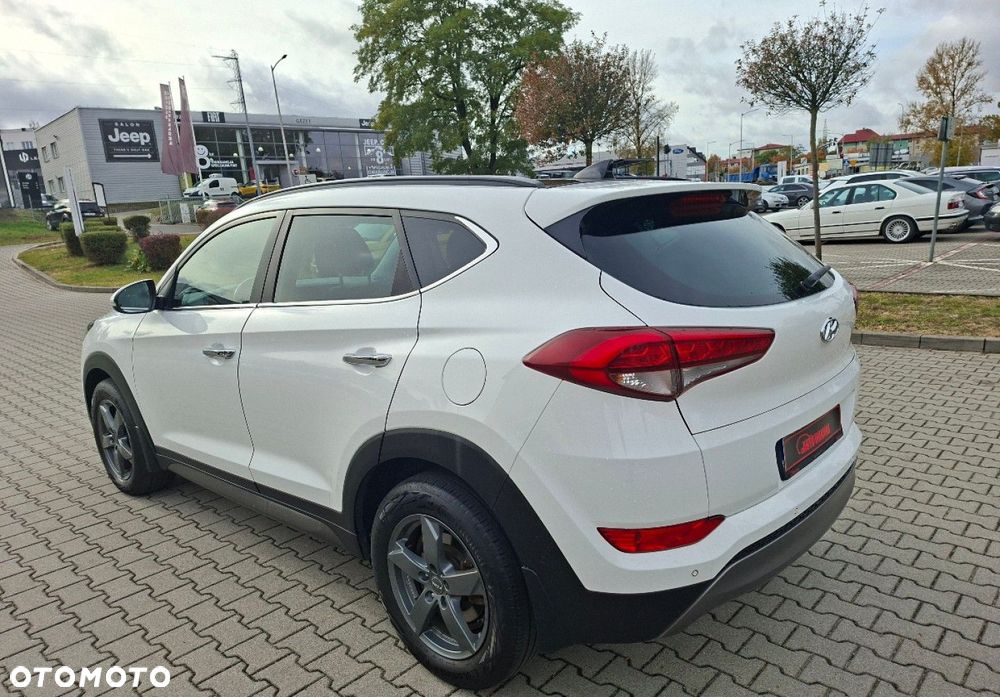 Hyundai Tucson - 12