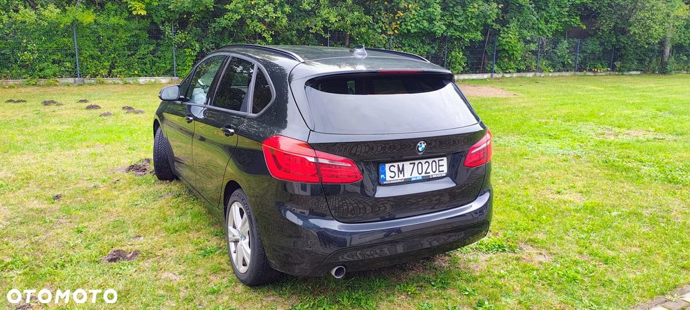 BMW Seria 2 218i - 13