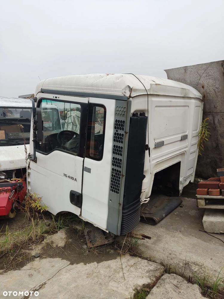 kabina Renault MAN Mercedes 814D - 7