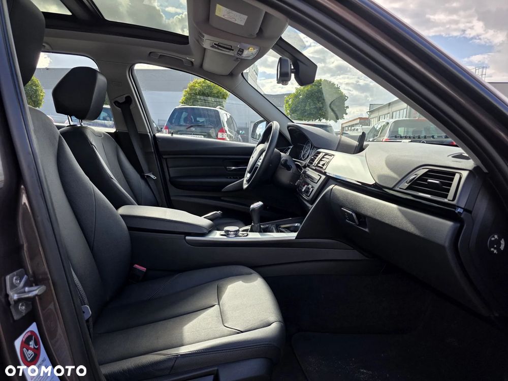 BMW Seria 3 316i - 8
