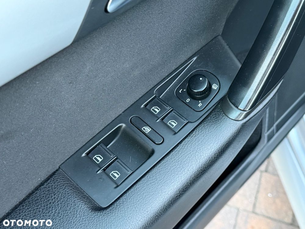 Volkswagen Passat 2.0 Blue TDI SCR Comfortline - 10