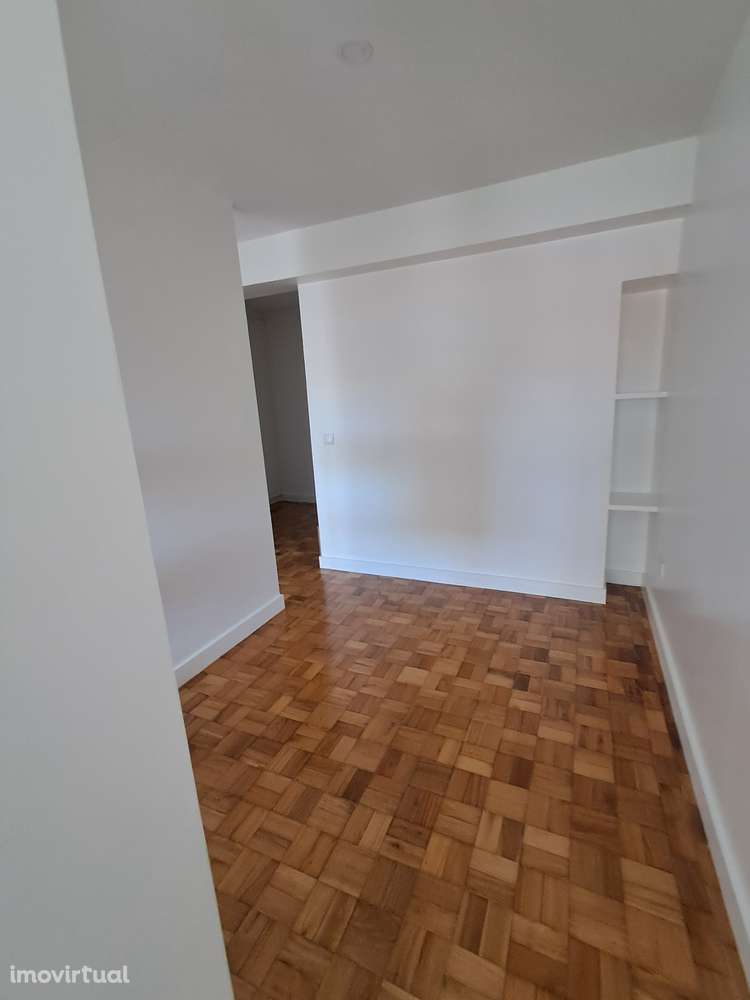 Arrenda-se T1 no centro do Porto - Grande imagem: 5/8