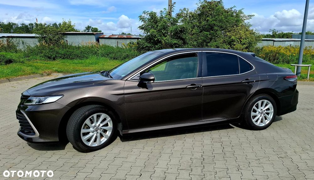 Toyota Camry 2.5 Hybrid Comfort CVT - 3