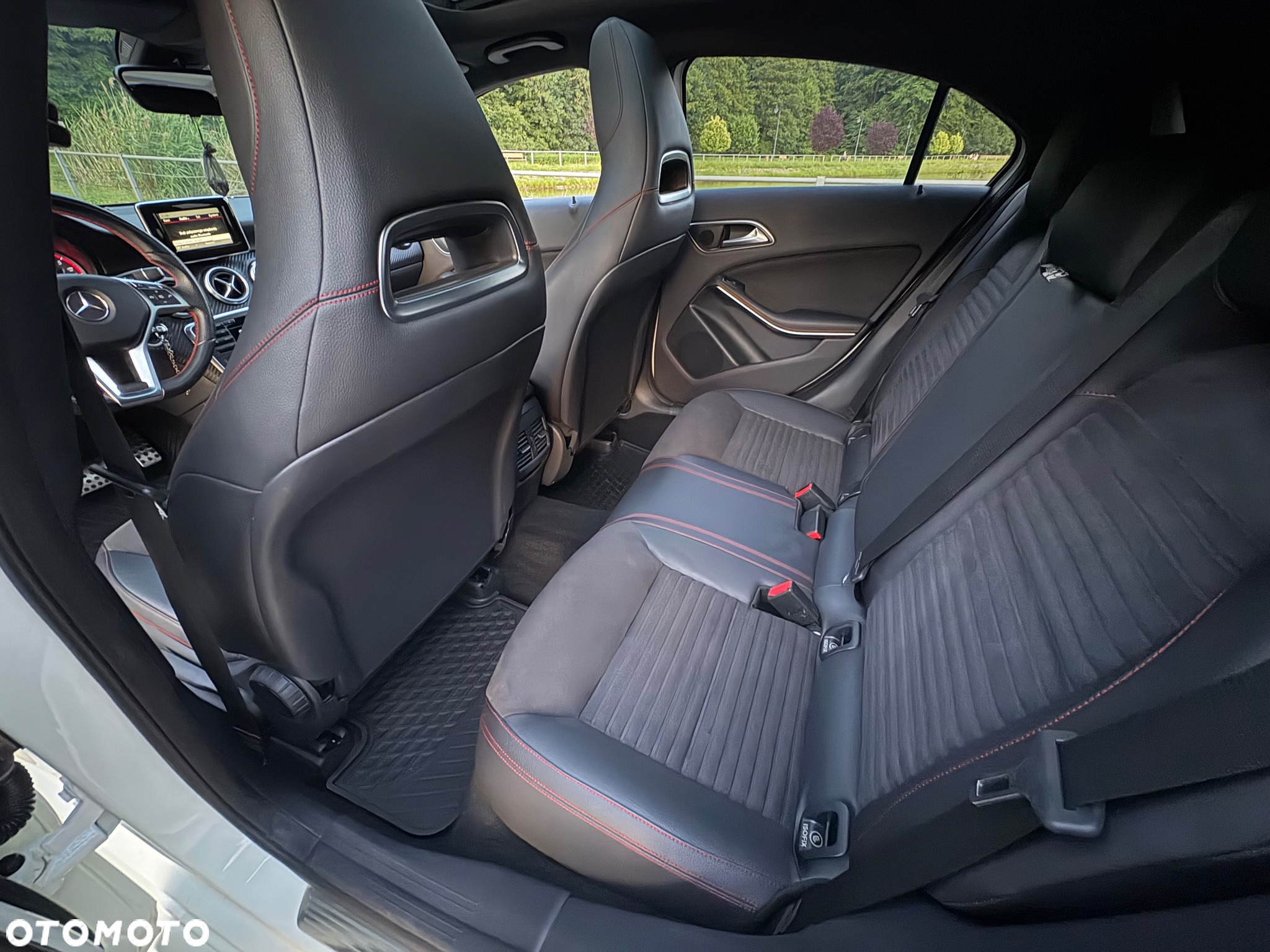 Mercedes-Benz Klasa A 180 CDI (BlueEFFICIENCY) 7G-DCT AMG Sport - 13