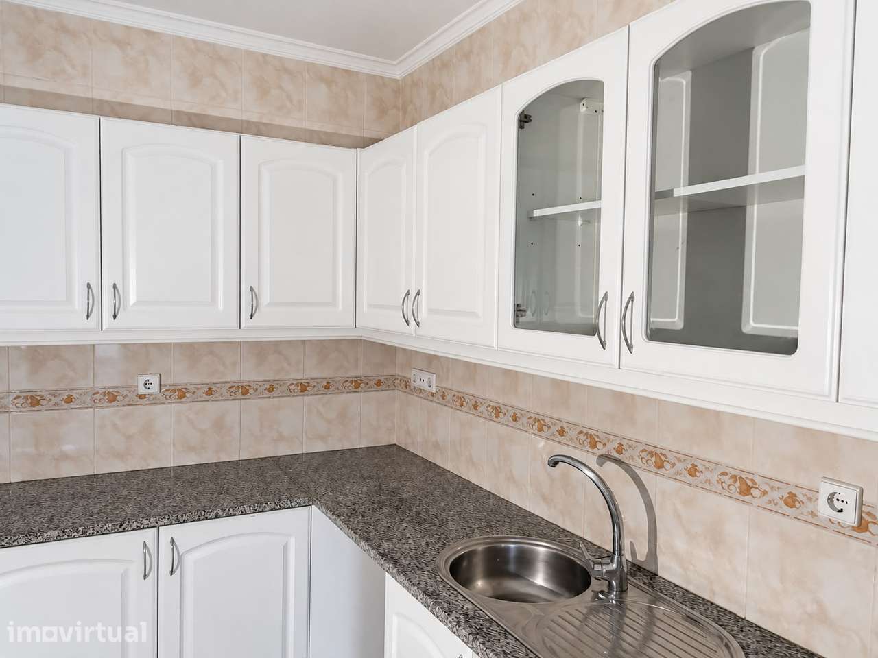 Apartamento T2 | Rés do Chão | Garagem | Fânzeres | Gondomar - Grande imagem: 2/8