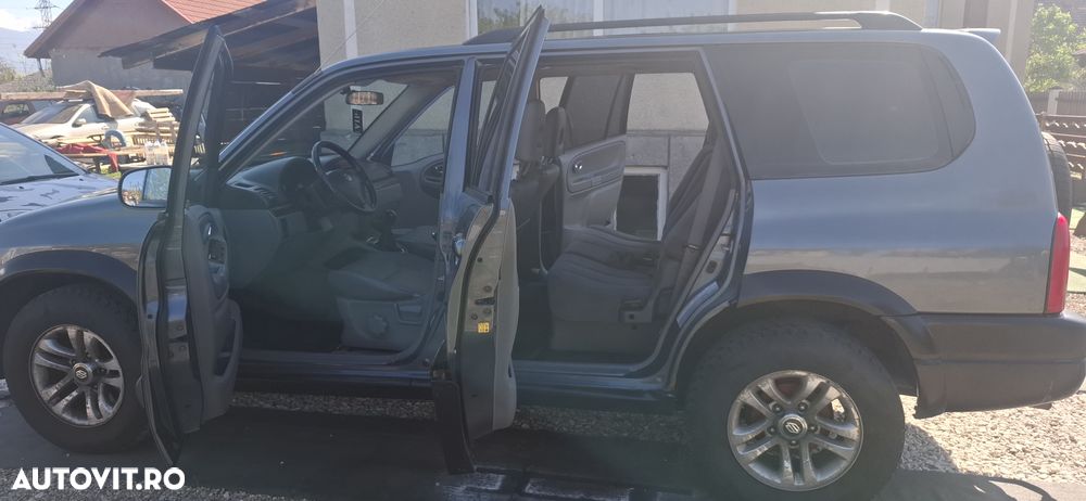 Suzuki Grand Vitara XL-7 2.0 TD - 13
