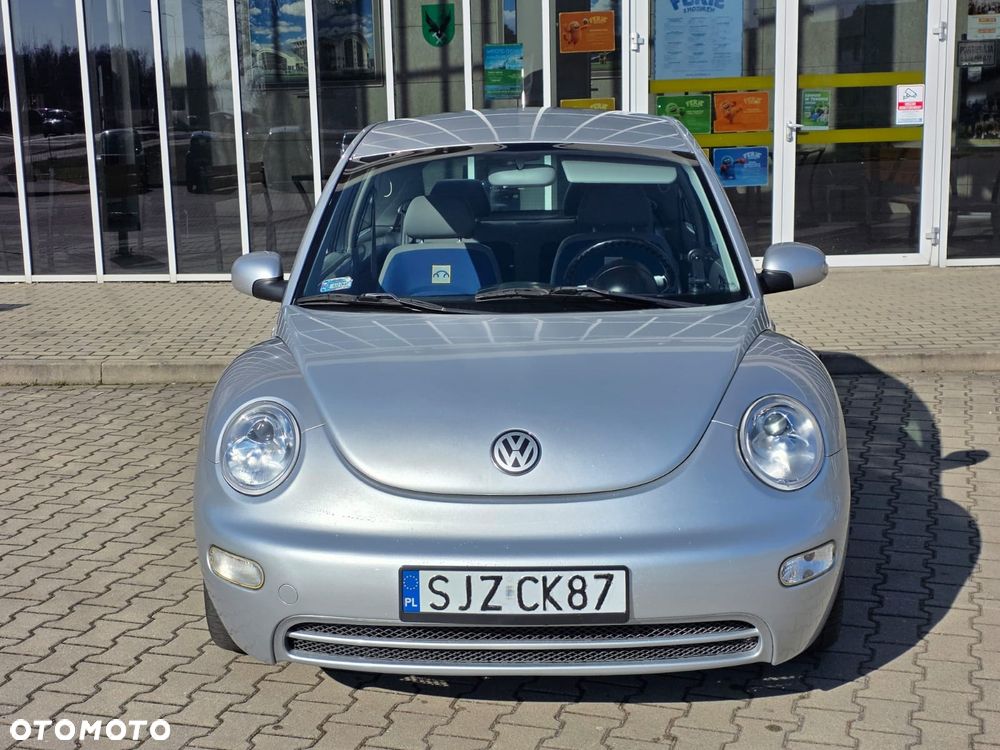 Volkswagen New Beetle - 2