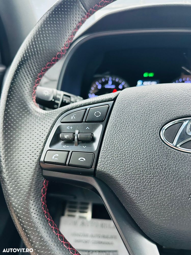Hyundai Tucson blue 1.6 CRDi 2WD DCT Premium - 27