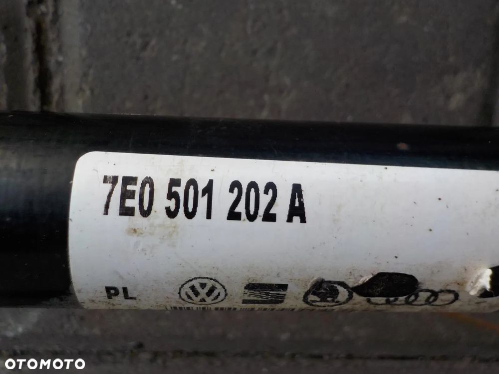 VW T6 4MOTION PÓŁOŚ PRAWA LEWA TYŁ 7E0501202A 7E0501201C - 5