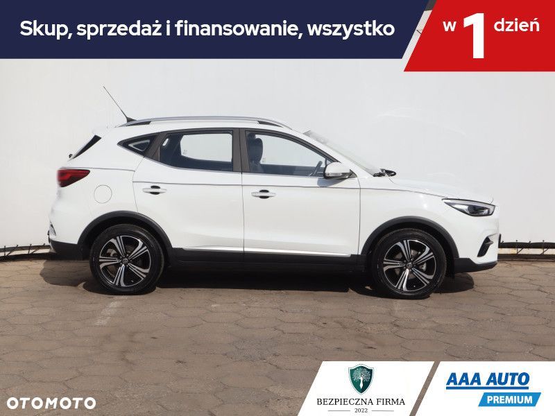 MG ZS - 7