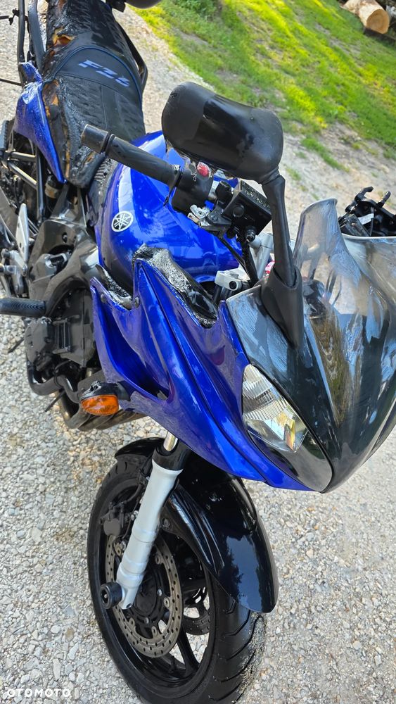 Yamaha FZ6 - 12
