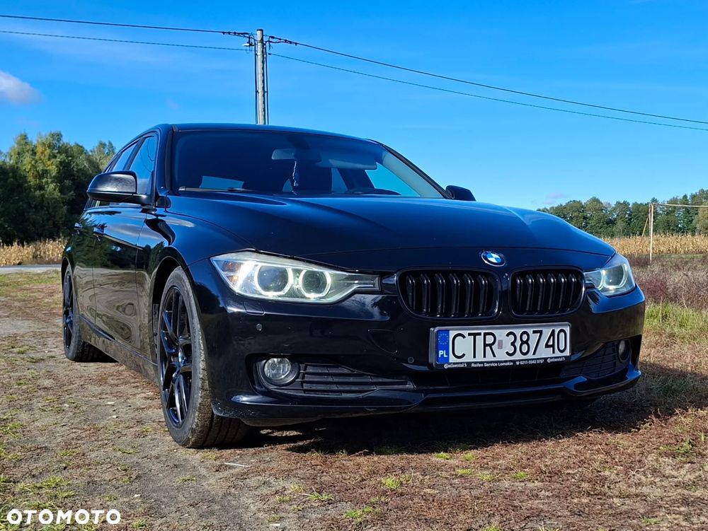BMW Seria 3 318d Touring - 1
