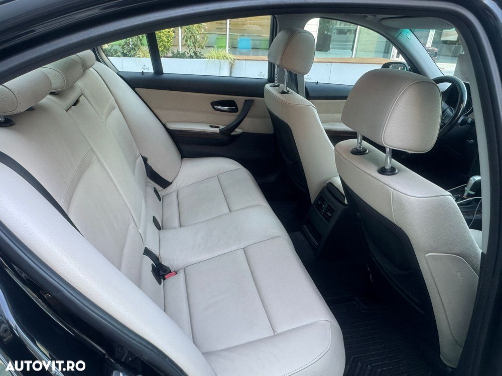 BMW Seria 3 - 16