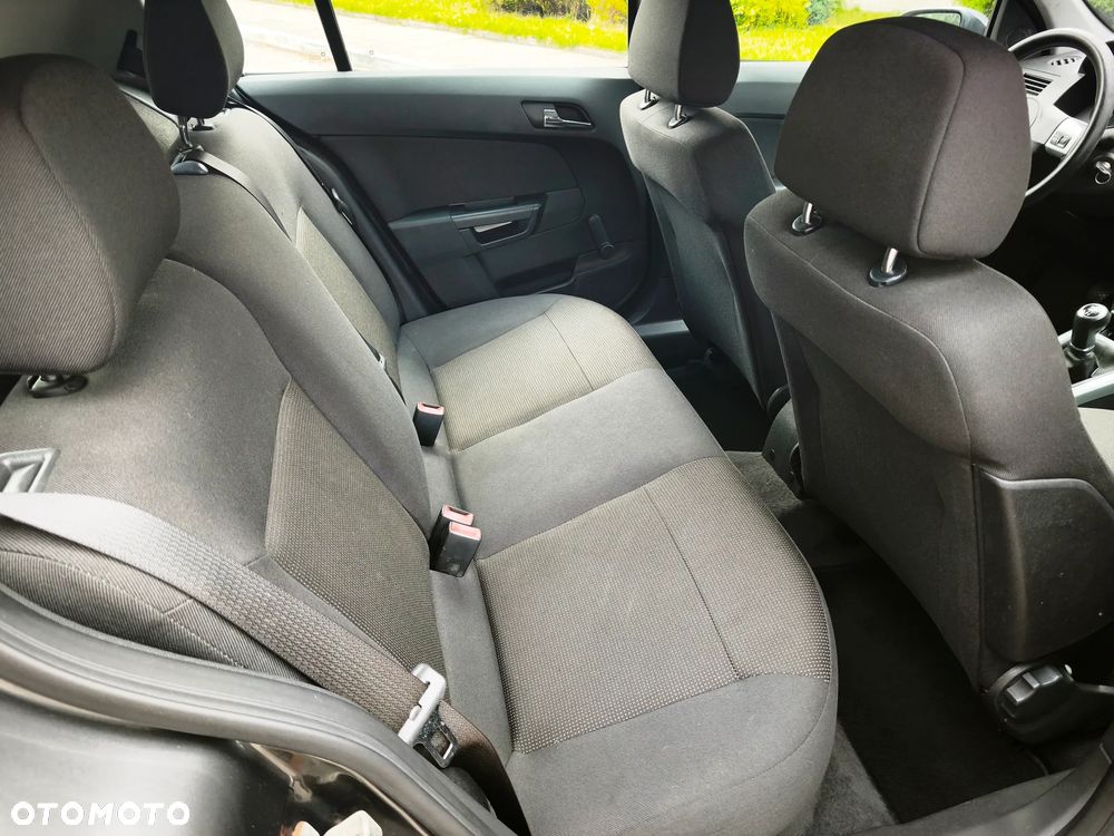 Opel Astra 1.6 Enjoy - 16